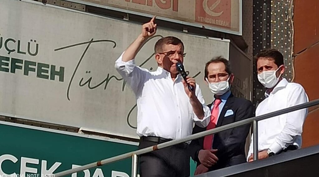Davutoğlu: Erdoğan Anayasaya Göre 3'üncü Kez Aday Olamaz