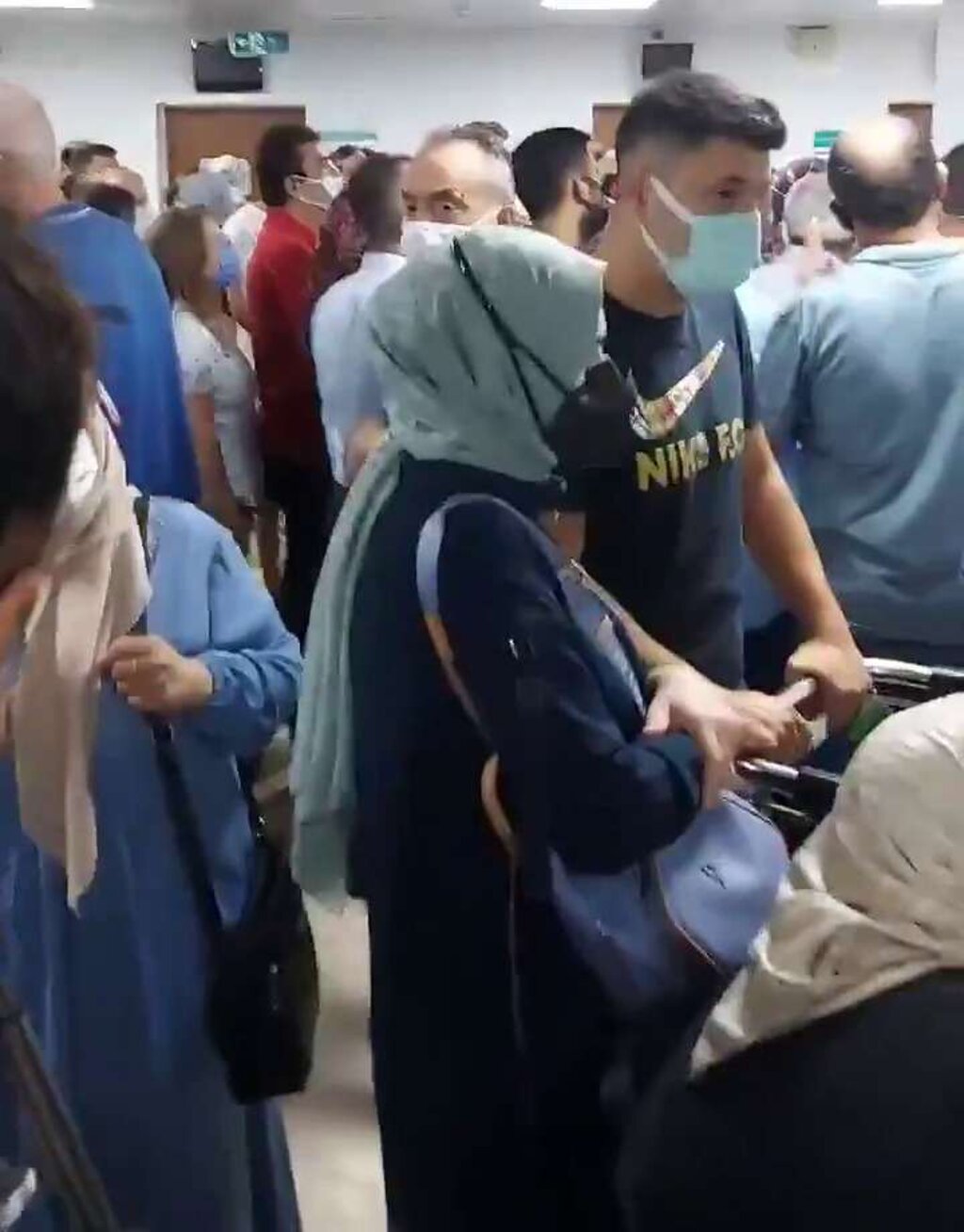 Gazi Hastanesi'nde 90'lı Yılları Aratmayan Görüntüler