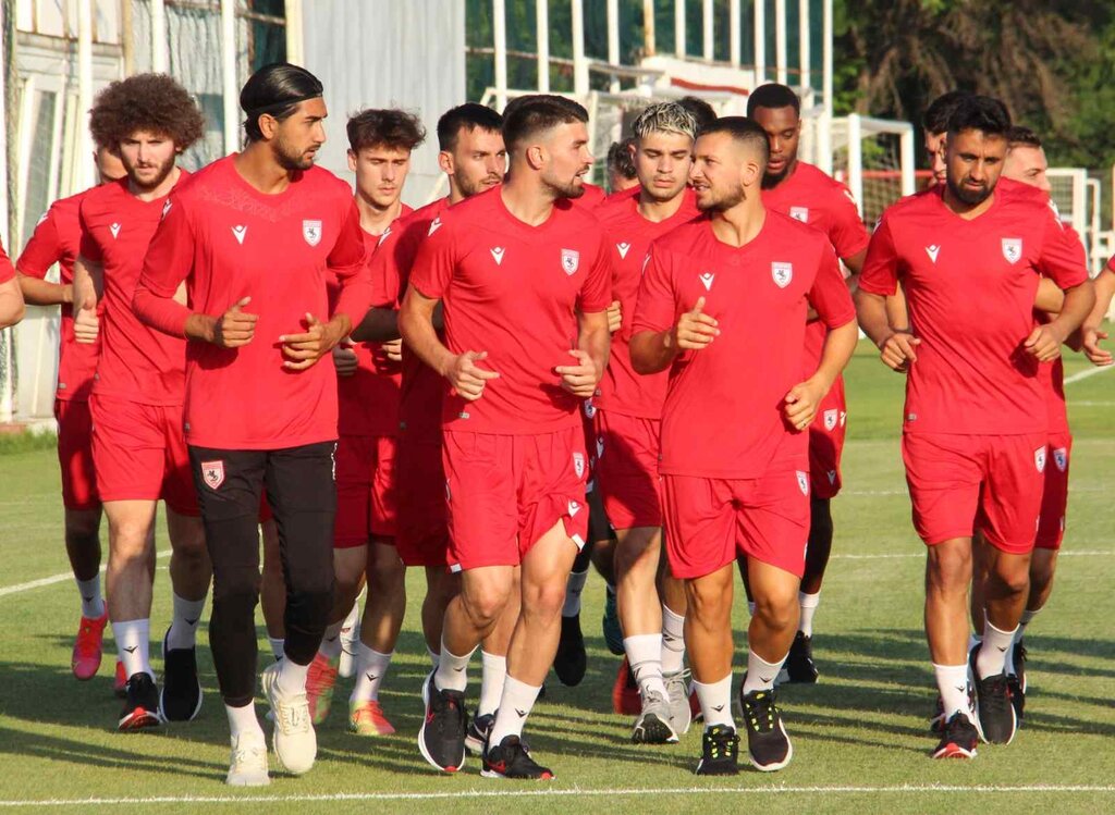 Yönetim Tam Kadro İdmanda