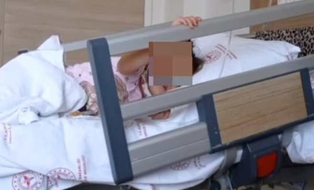 Korona Hastası Çocuğa Şaşırtan Kahvaltı