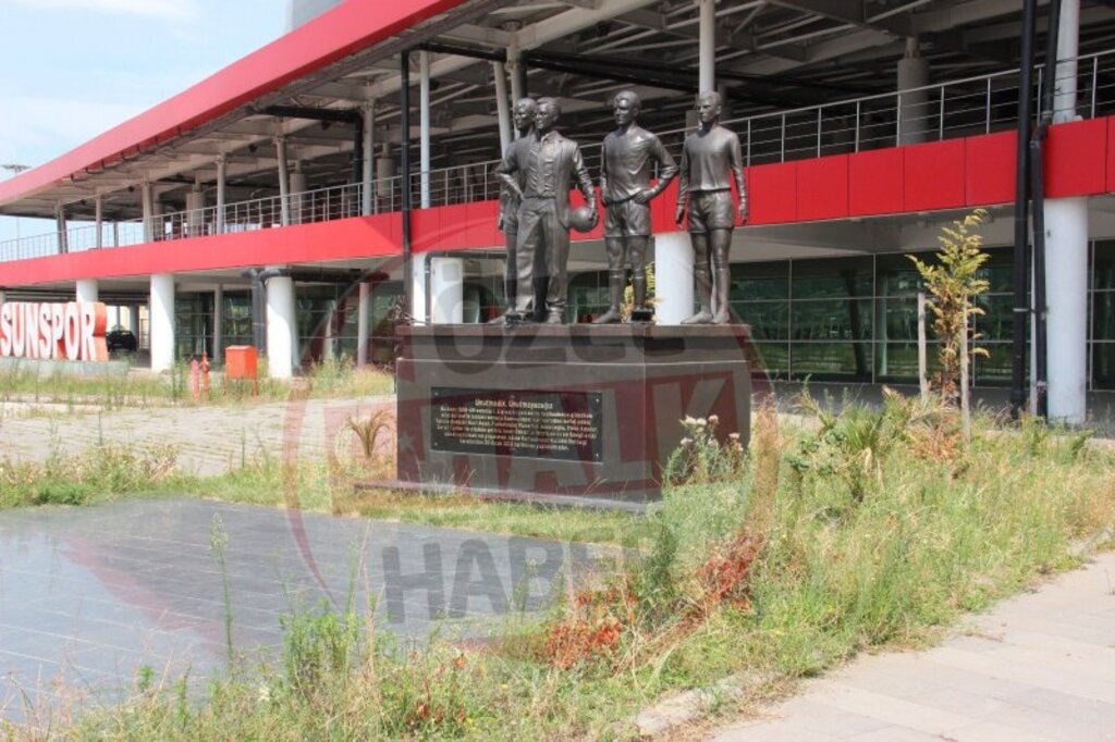 Samsunspor Stadının İçi Cillop Dışarısı Rezalet