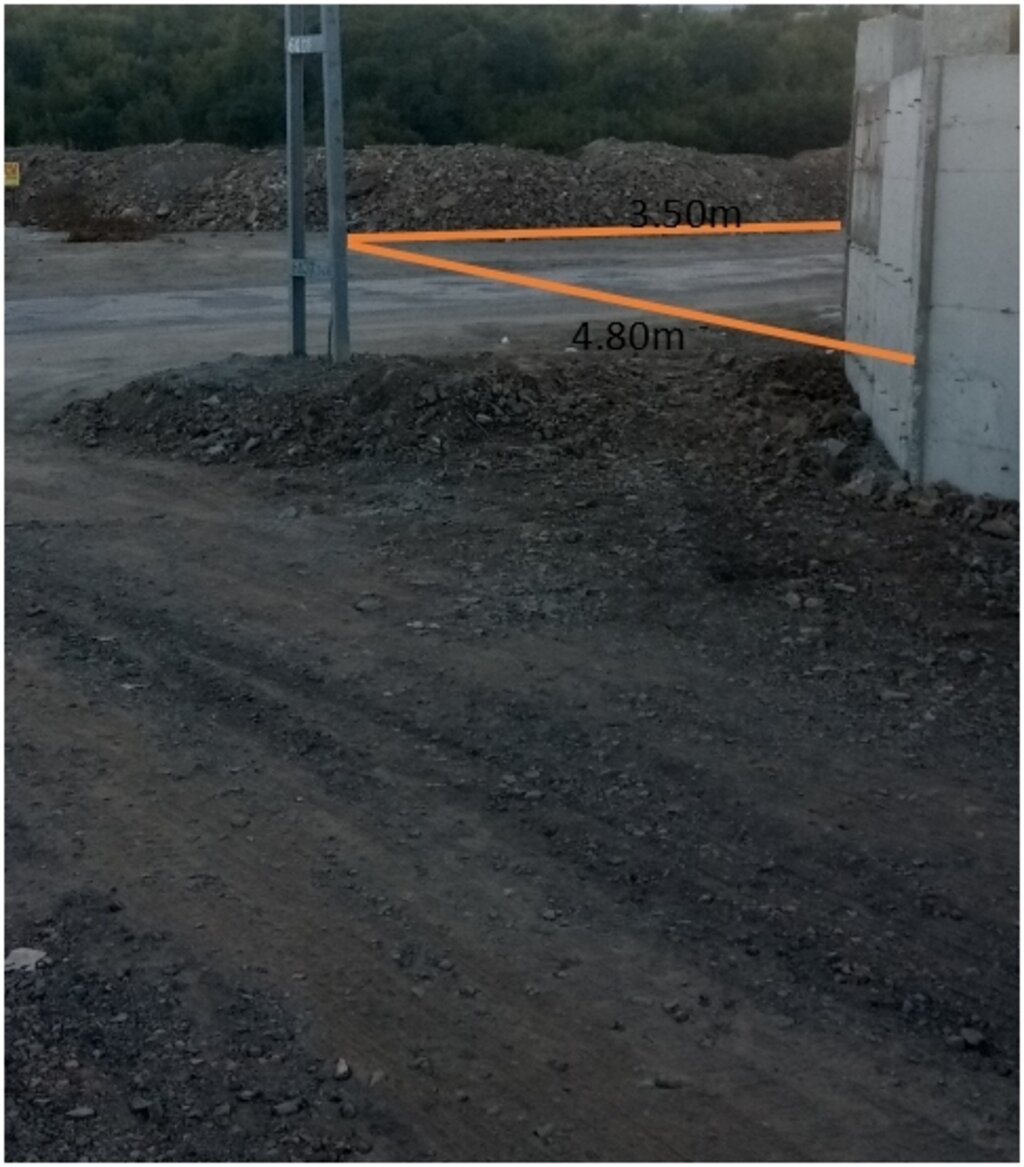 YEDAŞ'ın Meşhur Yol Ortası Direkleri