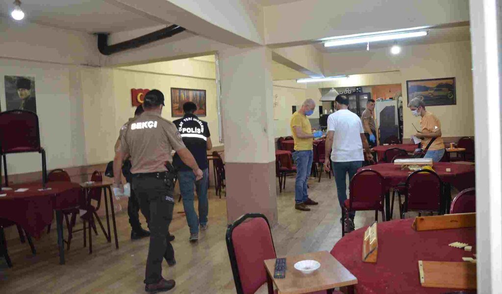 Darp Edildiği Kahvehanede Dehşet Saçtı