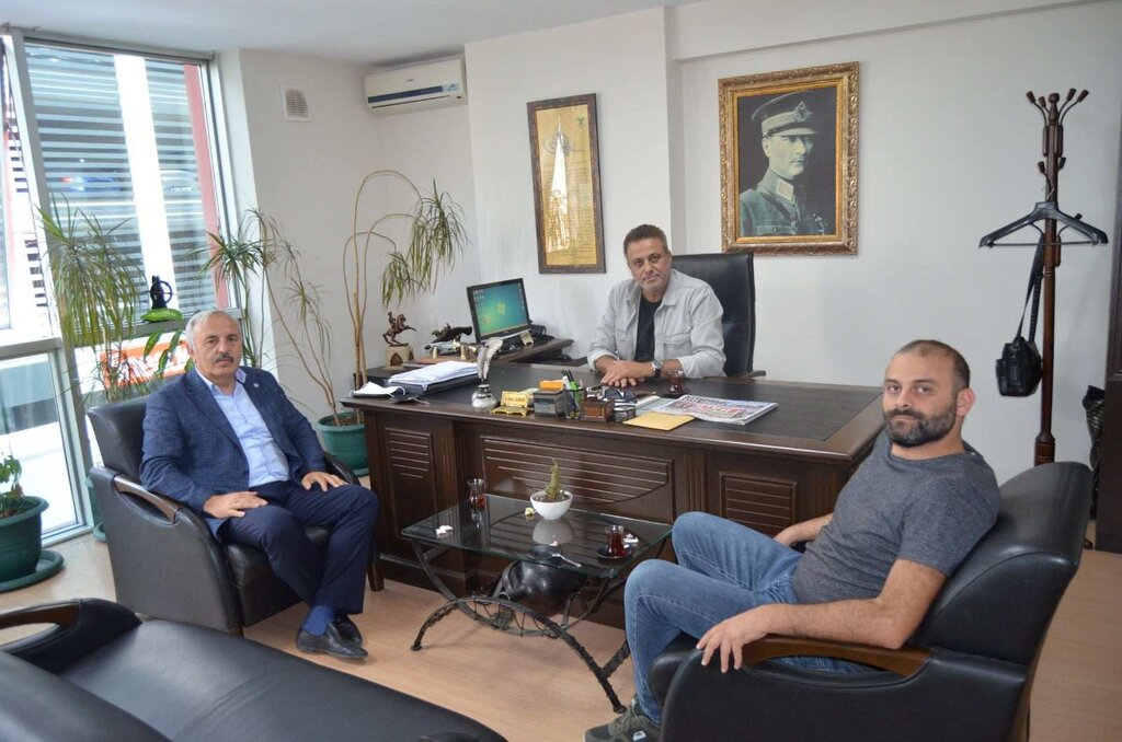 Yaşar: 'AK Partili Vekiller Sokağa Çıksın Da Görelim'