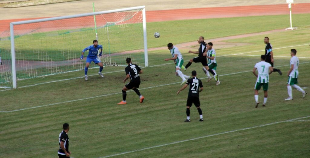 Çarşambaspor: 1 Kuşadasıspor: 3 (Maç Sonucu)