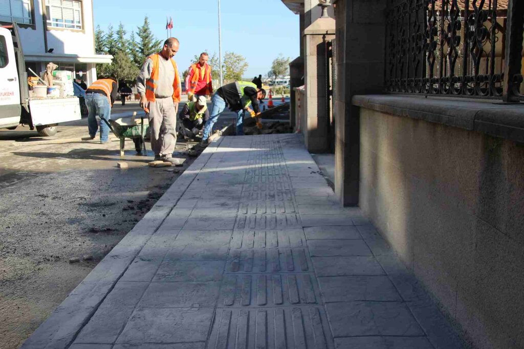 Alaçam'da Asfalt Atağı
