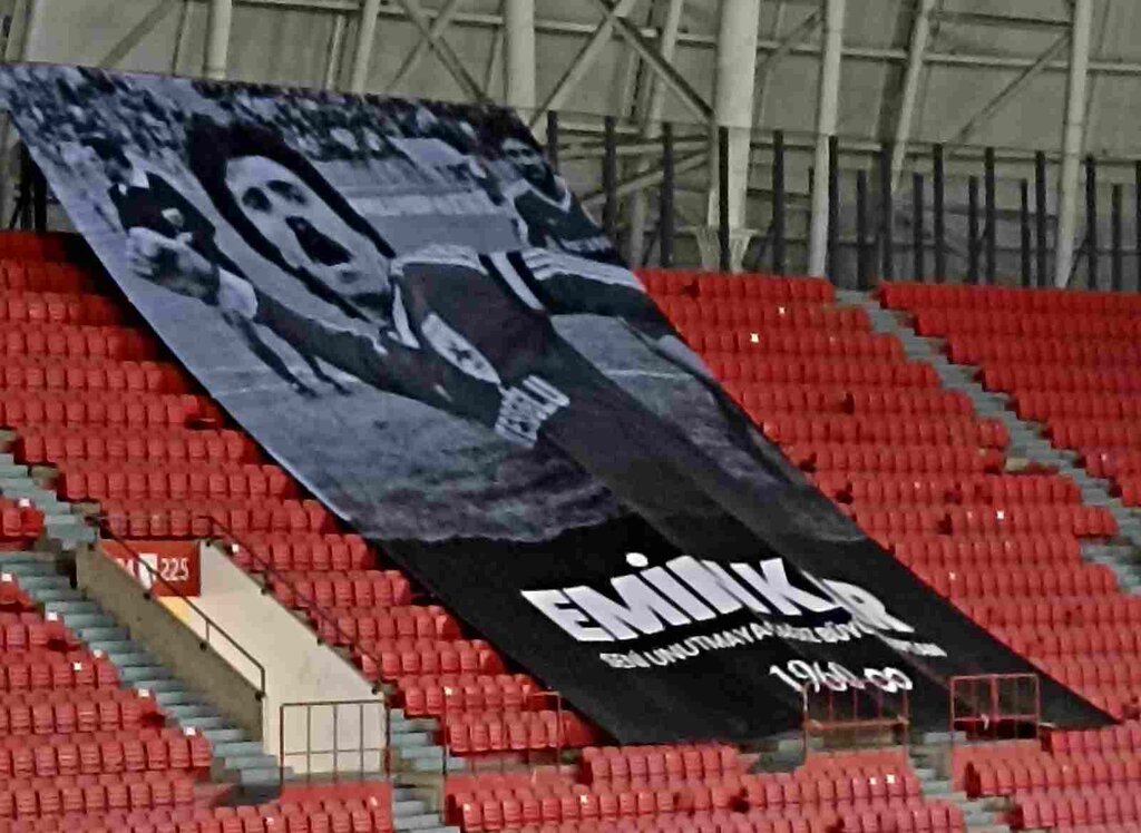 Emin Kar Ölmedi Kalbimizde Yaşıyor