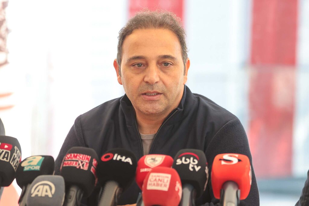 Yılport Samsunspor Teknik Direktörü Fuat Çapa: Transferleri Yönetim Yapmalı