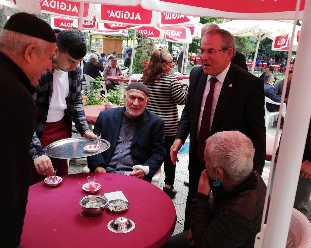 Kemal Zeybek: Tüketici Dertli Esnaf Mağdur