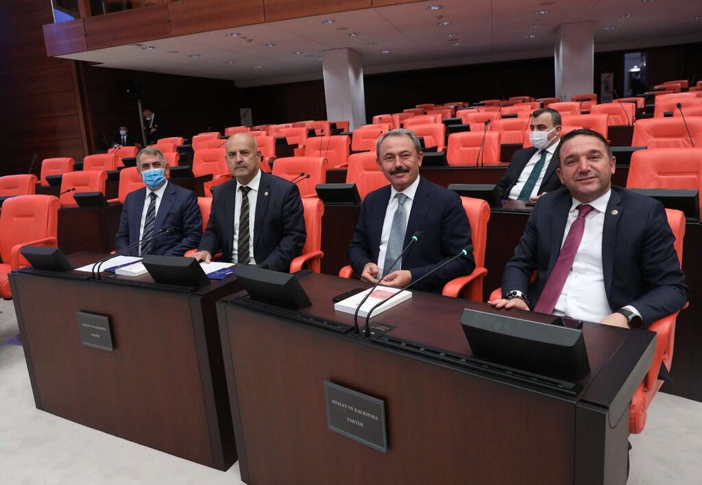 İhracatçı Birliklerinin Önünü Açan Teklif