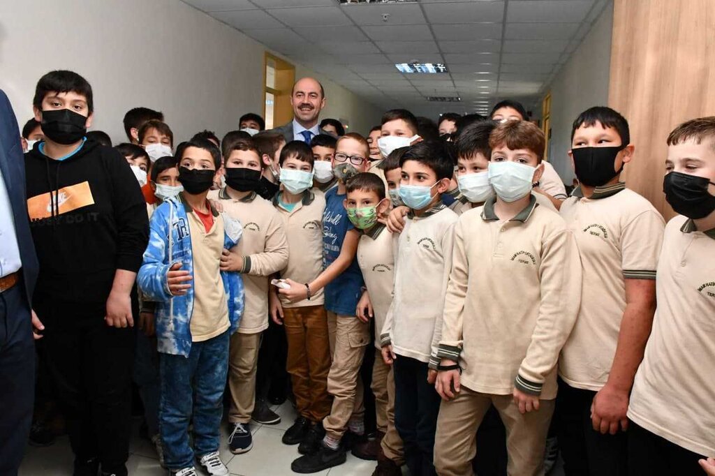 Öğrencilerden Başkan Ali Kılıç'a Sevgi Seli