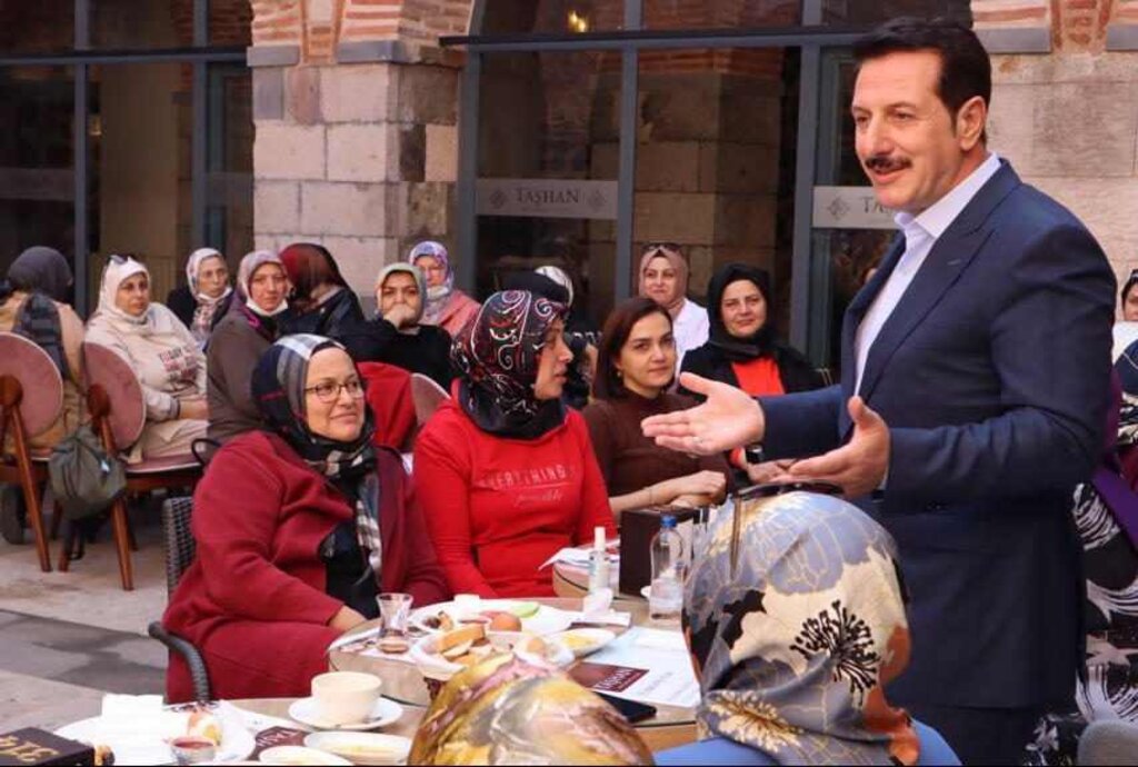 Erdoğan Tok’tan AK Kadınlarla Vefa Buluşması