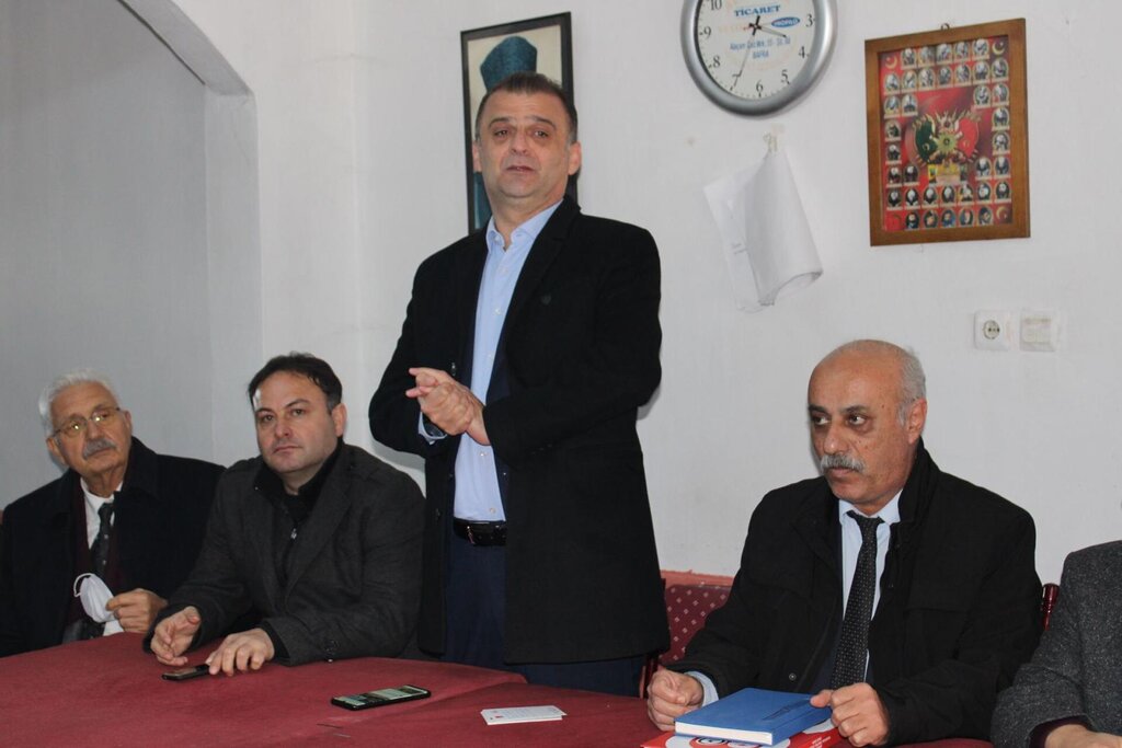 CHP'li Heyet Bafralı Üreticileri Dinledi