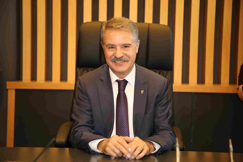 Cemil Deveci: Atatürk Çağın Çok Ötesinde Lider