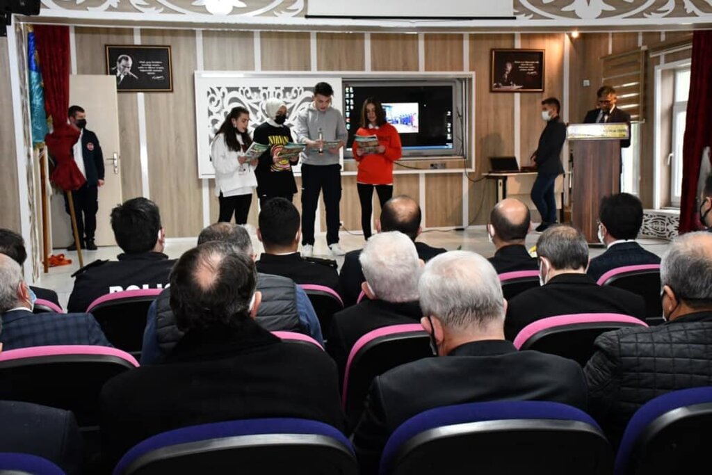 Şehit Öğretmenler Unutulmadı