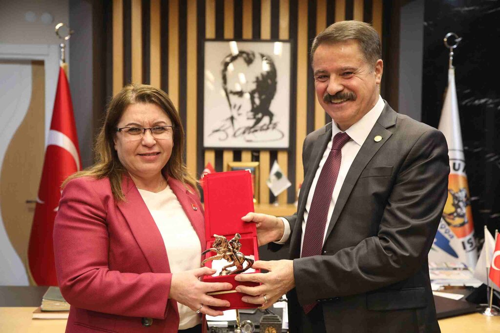 CHP’li Heyetten CHP’li Başkan Cemil Deveci’ye Ziyaret