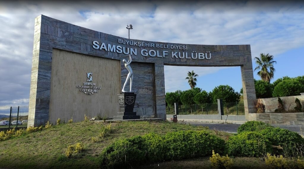 Samsun Golf Tesisi'ne Tenis Kortu Şartı