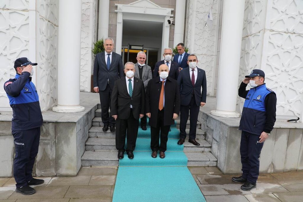 Vali Zülkif Dağlı’dan Başkan Necattin Demirtaş’a Geçmiş Olsun Ziyareti