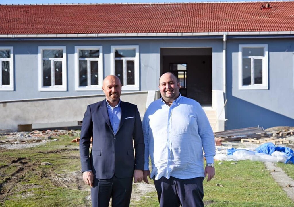 Tekkeköy'e 8 Derslikli Okul