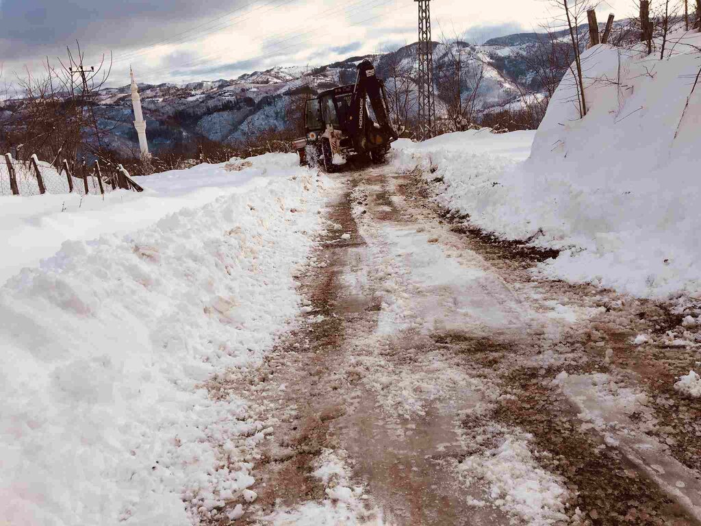 Salıpazarı'nda Kar Mesaisi