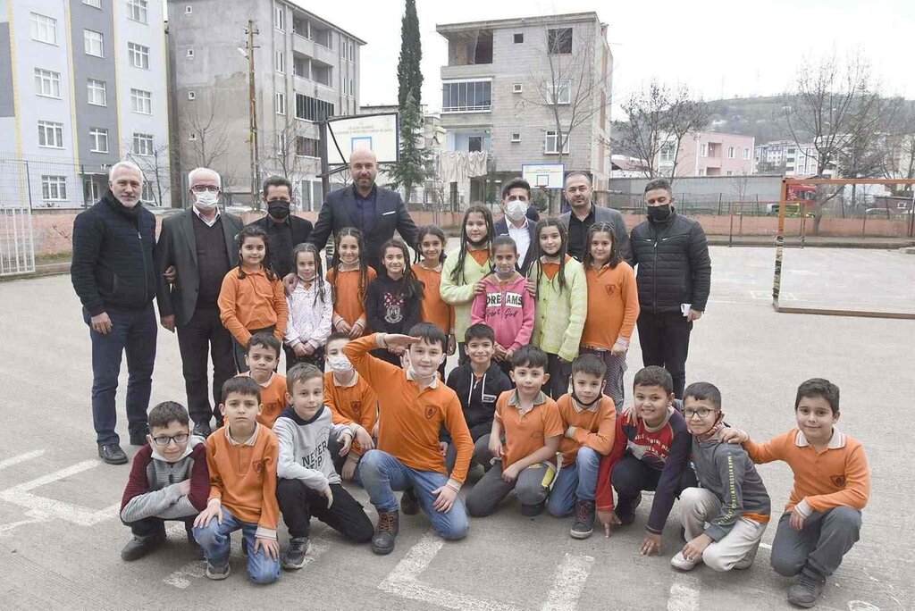 Tekkeköy Belediyesi’nden Eğitime Örnek Destek