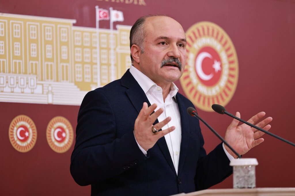 AK Partililer İstedi, Erhan Usta 'Belgeli' Açıkladı