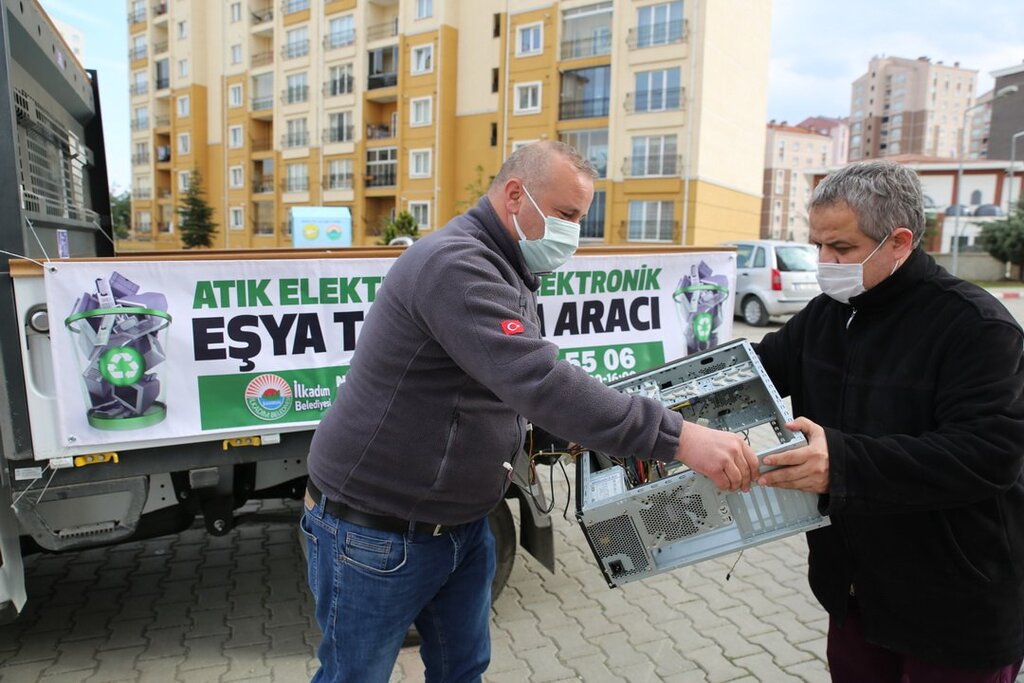 İlkadım’da Elektronik Atıklar Toplanıyor