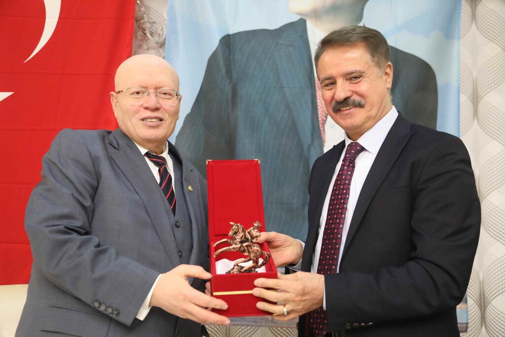 ‘Atatürk’ü Keşfettirmeye Çalışıyoruz’