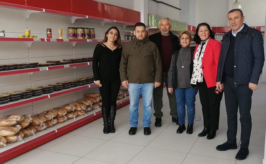 CHP Parti Okulu’ndan Askıda Ekmek Projesi