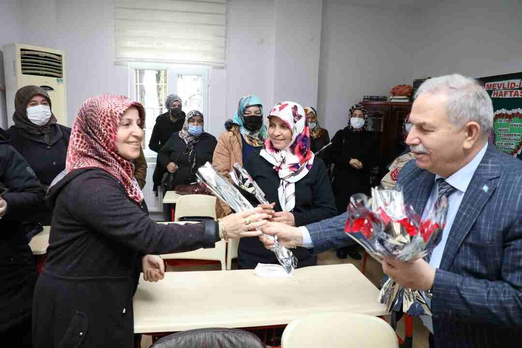 Kadınlarımız Her Zaman Baş Tacımız Olmuştur