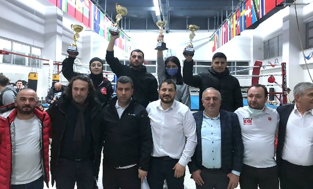 İlkadım Muaythai Takımı Şampiyon Oldu