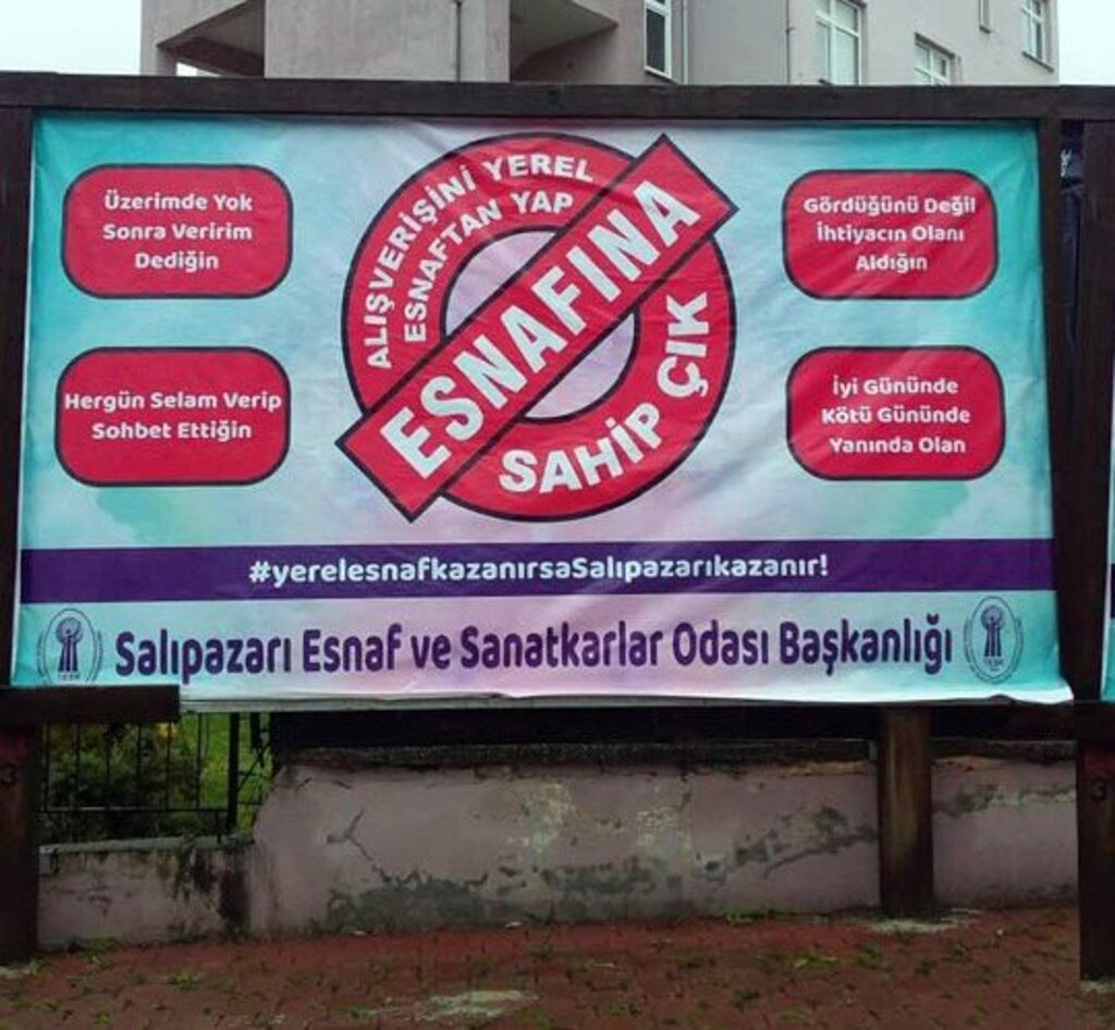 Salıpazarı'nda Bilboardlara
