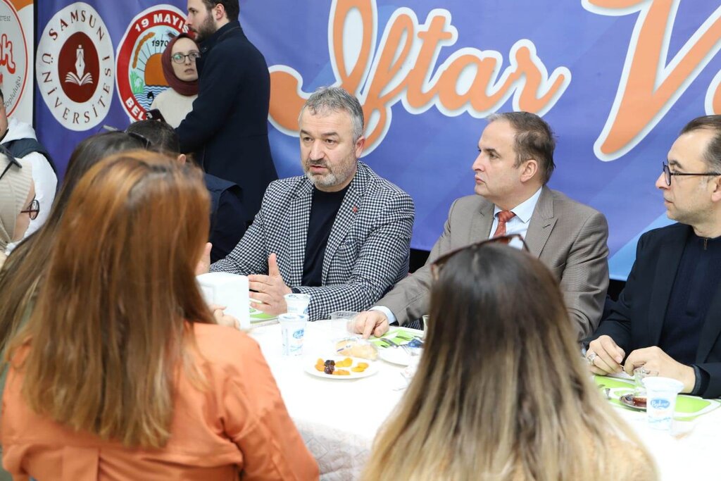 SAMÜ'lü Öğrenciler 19 Mayıs'ta İftarda Buluştu