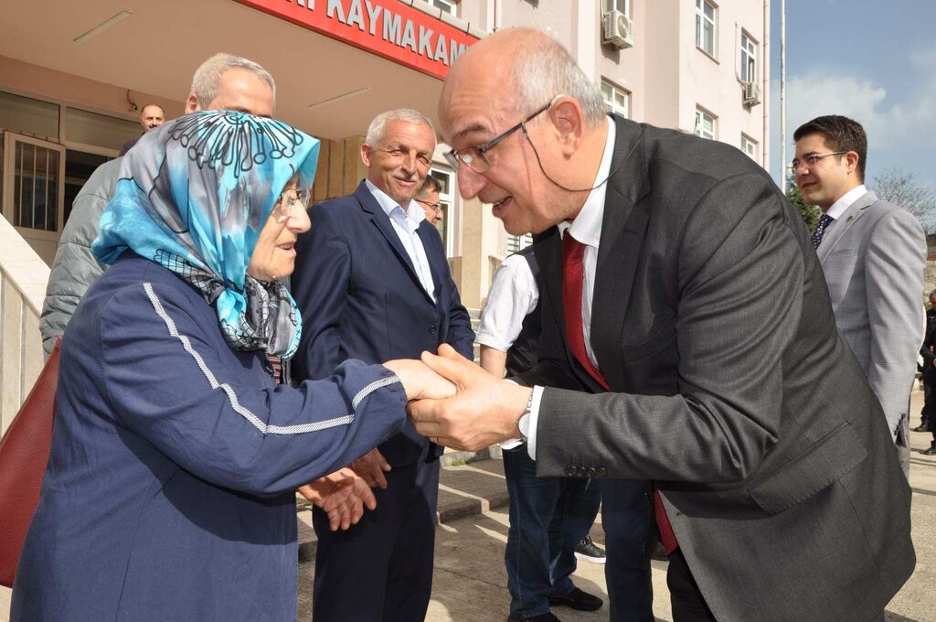 MEB Bakan Yardımcısı Dr. Sadri Şensoy, Memleketi Salıpazarı'na Geldi