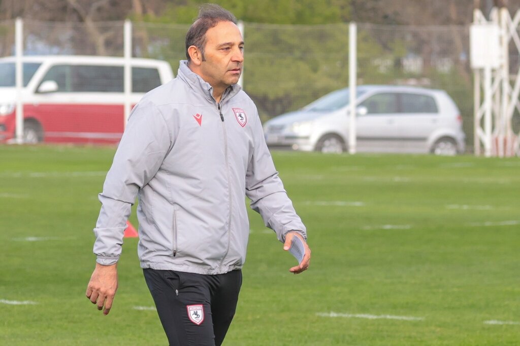 Fuat Çapa: 53-56 Arası Puan Play-Off’a Kalır