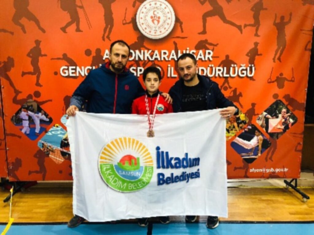 İlkadımlı Güreşçi Türkiye Üçüncüsü Oldu