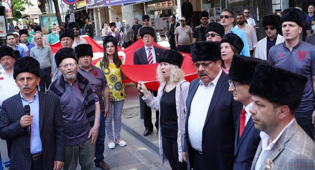 SAMKON'dan 19 Mayıs Korteji