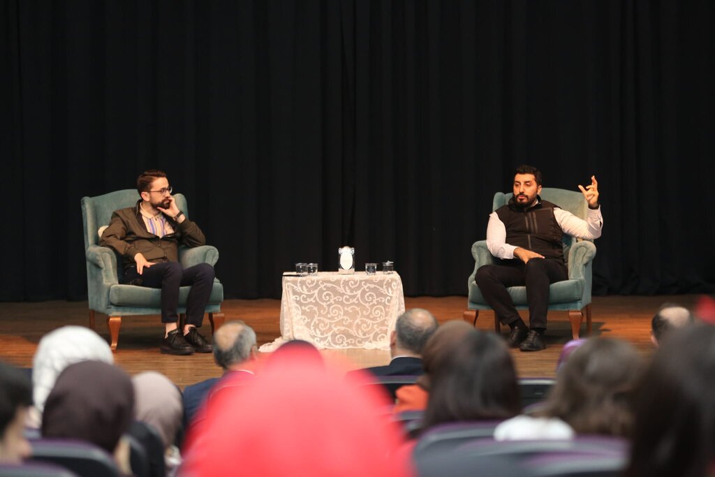 Canik’te Gençler İletişim Seminerinde Buluştu