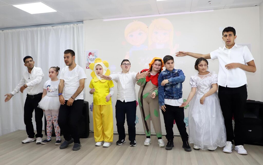 Çarşamba'da Renkli Gösteriler