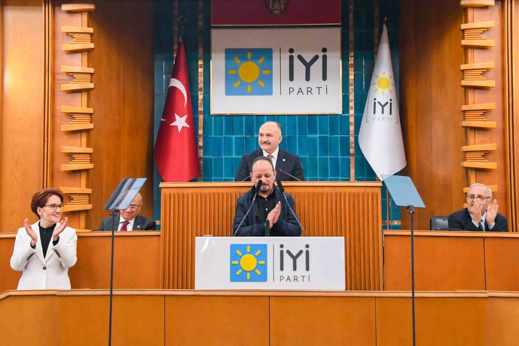 Erhan Usta'nın 'EYT Çözüm Planı'nı Meral Akşener Açıkladı