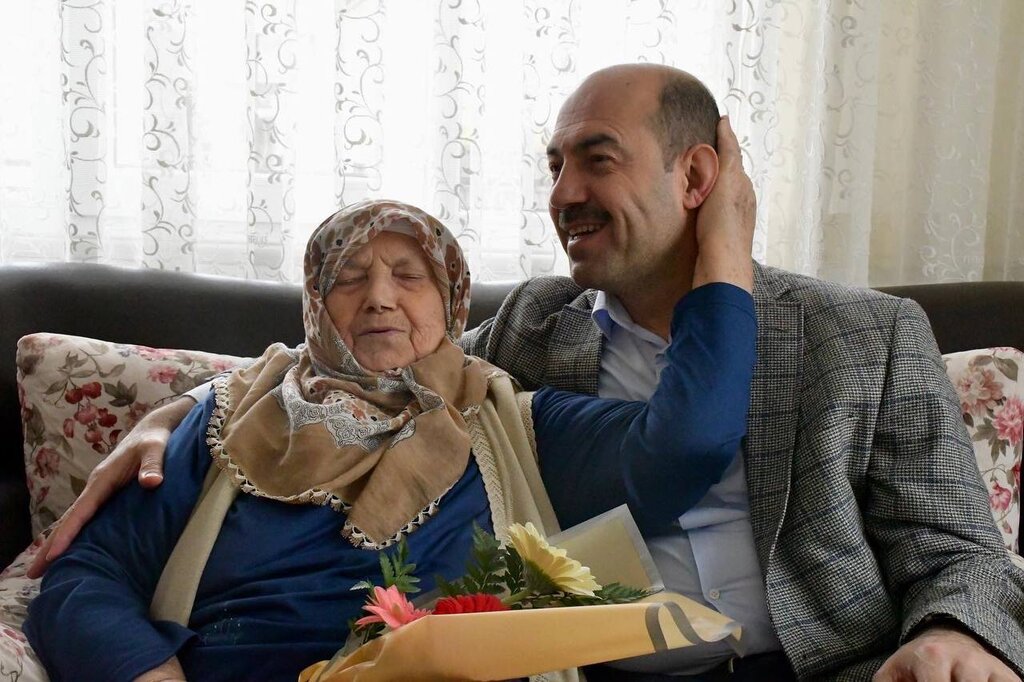 Başkan Ali Kılıç’tan Termeli Annelerle Ziyaret