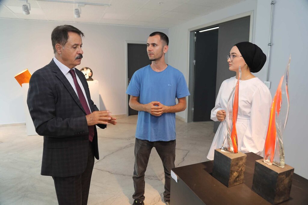 Atakum'da Genç Sanatçıların 'Tohum' Sergisi