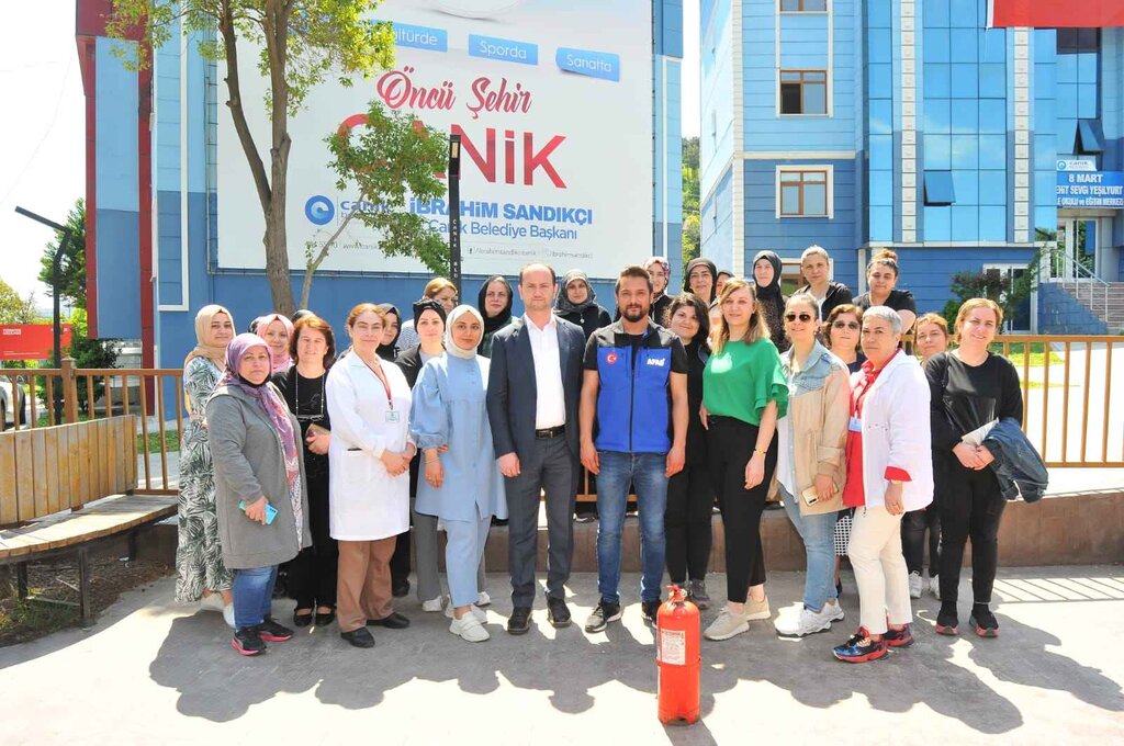 Canik’te Ev Hanımlarına Afet Eğitimi
