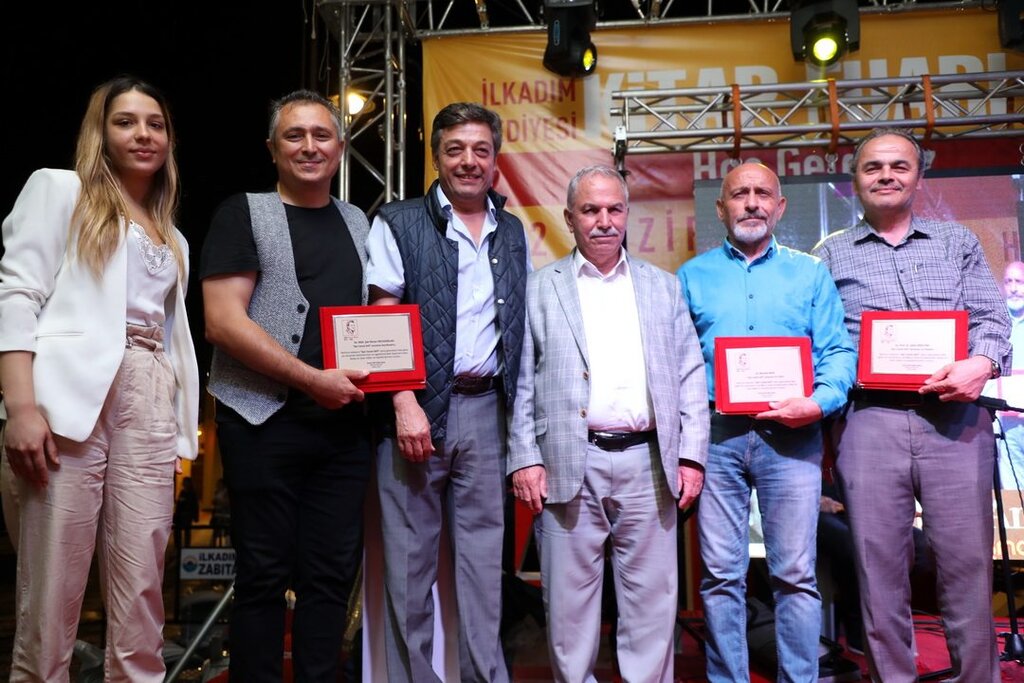 İlkadım'da Cemal Safi Ödülleri Sahiplerini Buldu