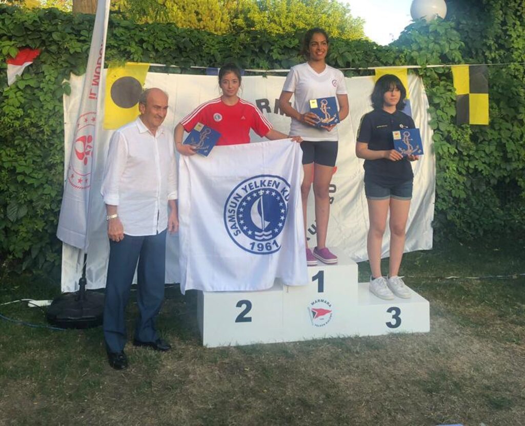 Samsun Yelken'de Begüm Kürsüye Çıktı