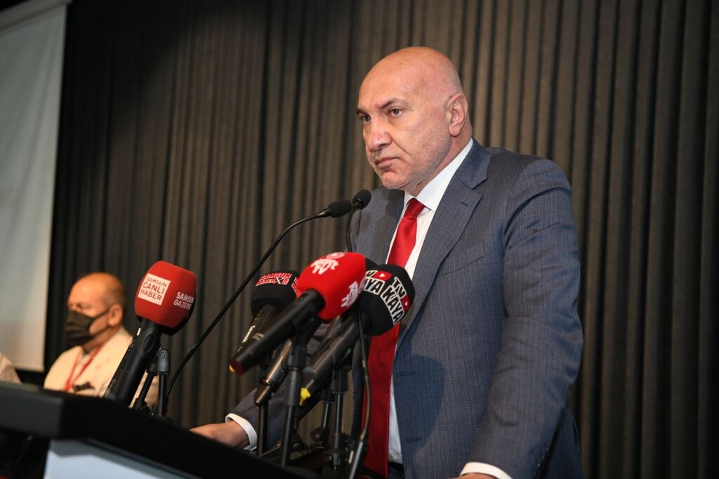 Samsunspor Başkanı Yüksel Yıldırım'ın Olağanüstü Arayışı