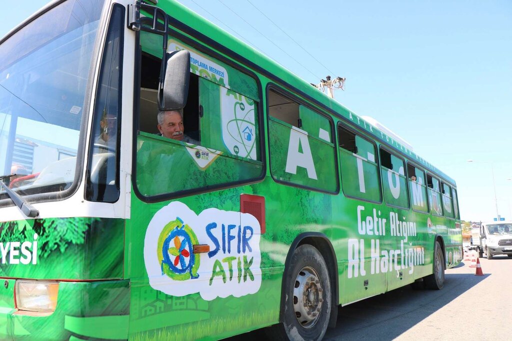 İlkadım'da Atığını Getiren Harçlığını Alıp Gitti