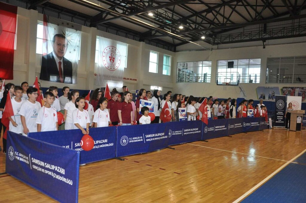 Salıpazarı'nda Yaz Spor Okulları Açıldı