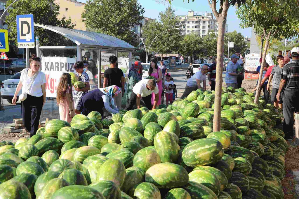 Atakum’daki Karpuz Dayanışması Türkiye Gündeminde