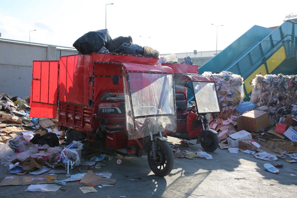 İlkadım'da Yetkisiz Atık Toplamaya Geçit Yok!